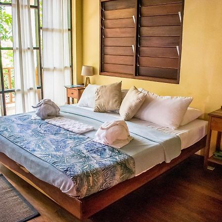 Amber Sunset Jungle Resort ซานอิกนาซิโอ ภายนอก รูปภาพ