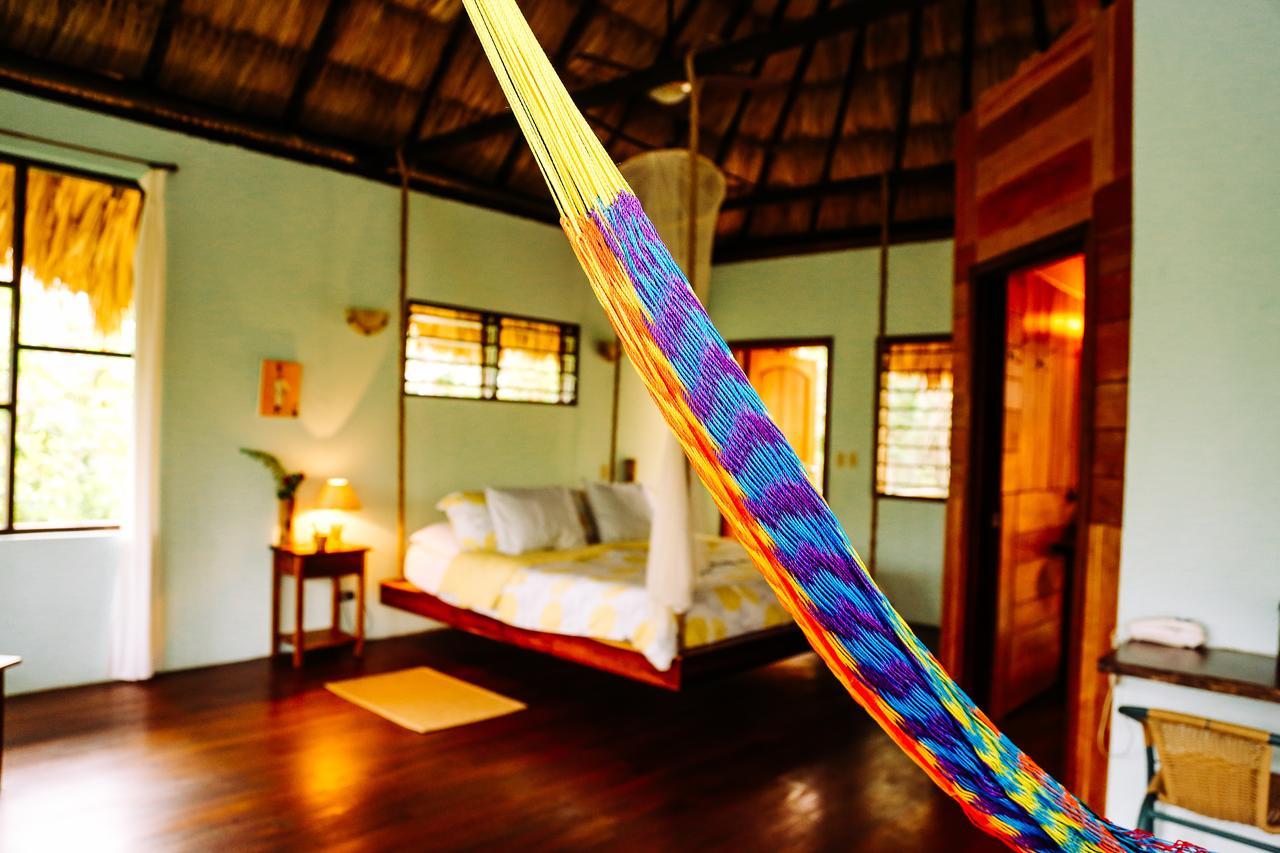 Amber Sunset Jungle Resort ซานอิกนาซิโอ ภายนอก รูปภาพ