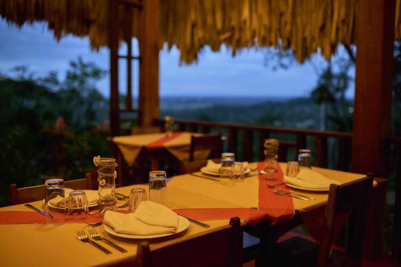 Amber Sunset Jungle Resort ซานอิกนาซิโอ ภายนอก รูปภาพ